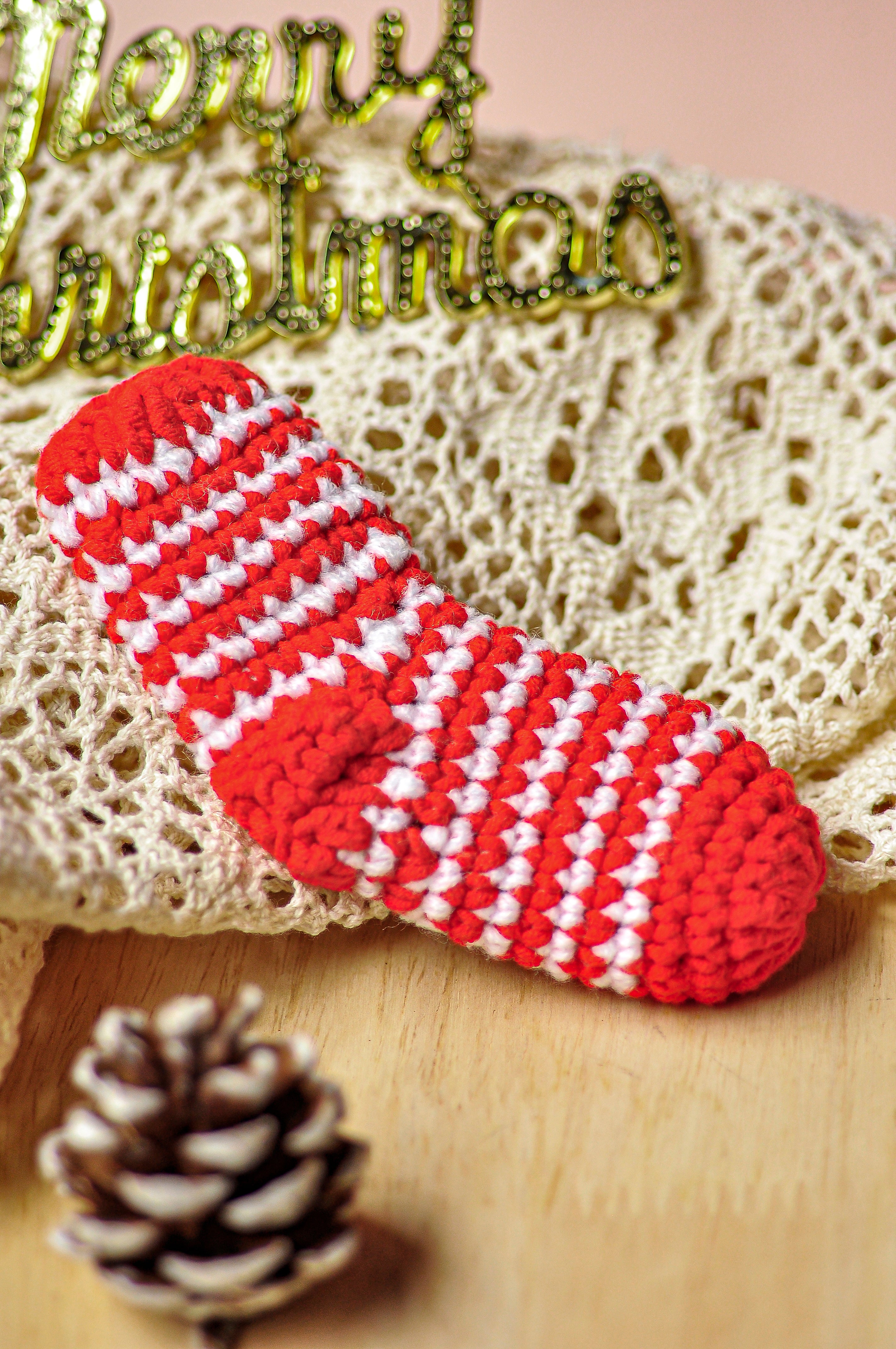 Glow-in-the-Dark Crochet Christmas Stocking Tutorial