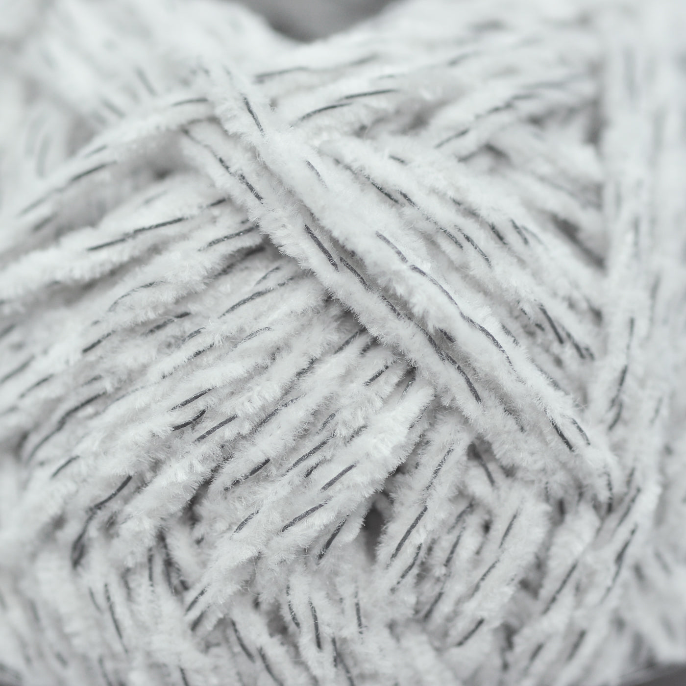 Premium Reflective Chenille Yarn(6 colors)